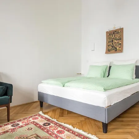Lonyay Design * Βουδαπέστη