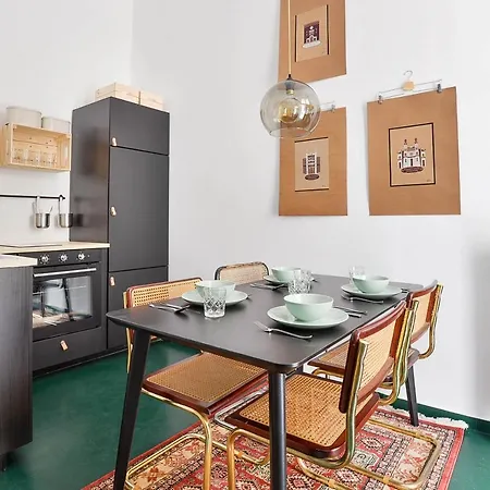 Apartment Lonyay Design *