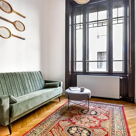 Apartment Lonyay Design